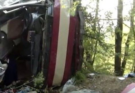 Смертельное крушение рейсового автобуса в Крыму 