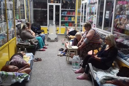 Работницы рынка продолжают голодовку в Иркутске (ВИДЕО)