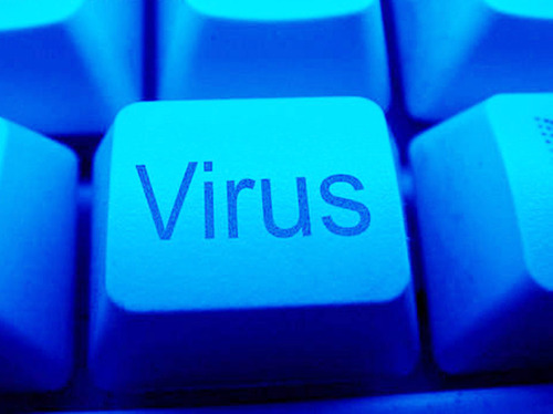 Украинский Facebook захватил вирус