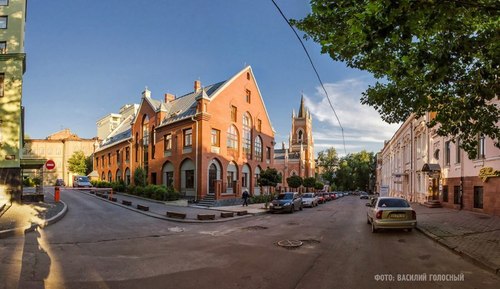 38 мест, которые стоит посетить в Харькове