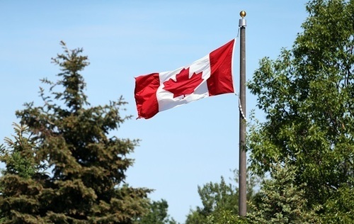 В Канаде заявили, что отмена виз зависит от Украины