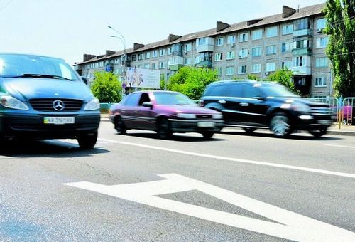 В Киеве выделенные полосы задумали открыть для авто с попутчиками