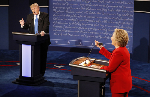 Победу в первых теледебатах одержала Клинтон, считают 62% опрошенных 