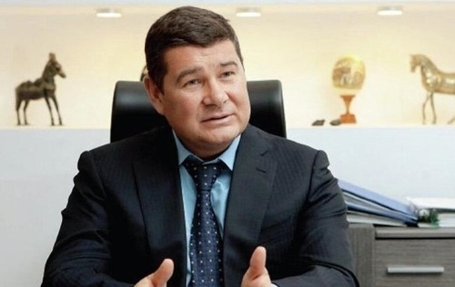 Онищенко отрицает получение гражданства России