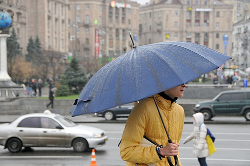 Украинцев ждут снег и похолодание: прогноз погоды на неделю