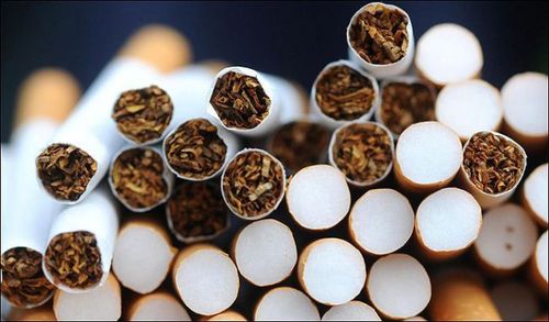 Сигарети в Україні будуть і далі дорожчати
