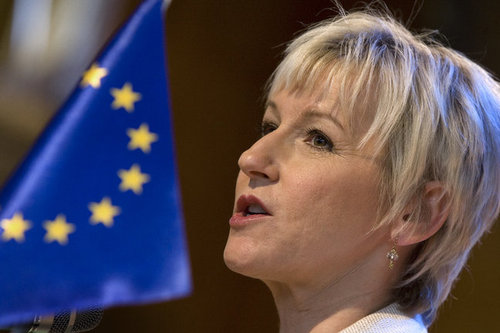 Швеция призывает ЕС ввести новые санкции против России