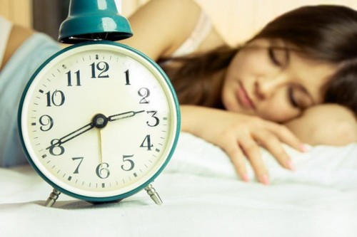 Что происходит с нашим организмом, если мы поздно ложимся спать?