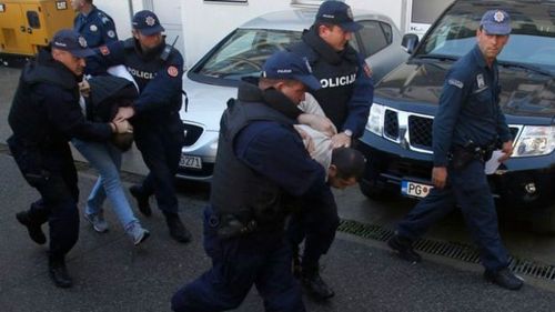 Выборы в Черногории: за "подготовку нападений" арестованы 20 человек