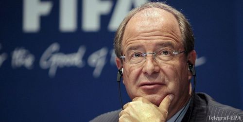 В Швейцарии провели обыски у экс-генсека ФИФА