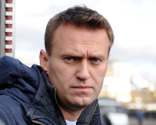 "Послание Путина: когда войны нет, сказать сразу не о чем" - Алексей Навальный
