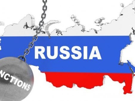 Российский МИД очень рад продлению санкций
