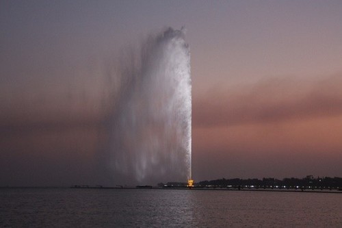 Фонтан Фахда — самый высокий и красивый фонтан мира