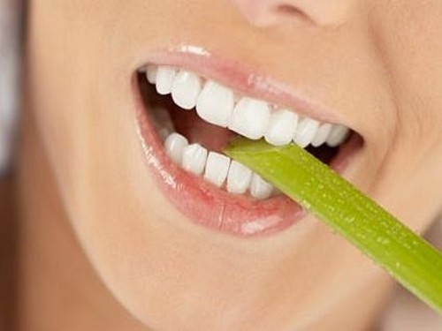 Зубной налет: натуральные средства для преодоления проблемы