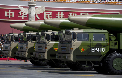 Китай разместил межконтинентальные ракеты у границы с РФ