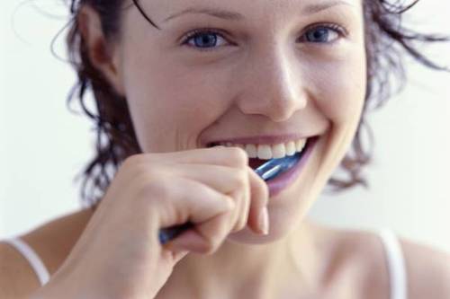 Стоматологи рассказали о том, когда вредно чистить зубы