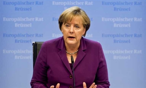 Меркель обеспокоена обострением ситуации на Донбассе