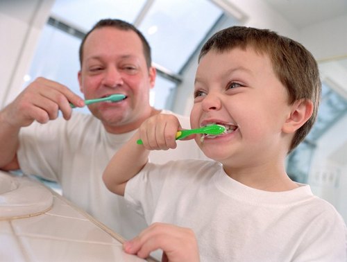 После простудного заболевания нужно немедленно сменить зубную щетку
