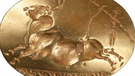 В Греции обнаружили древнюю могилу воина с грудой сокровищ