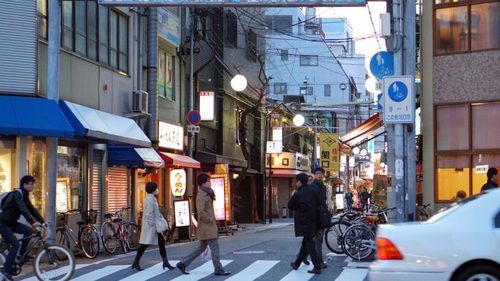 Выжить любой ценой: 20 фактов о том, как работают японцы