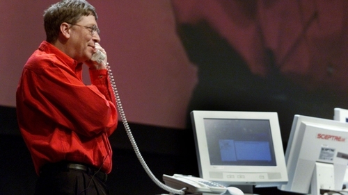 Однажды Билл Гейтс ответил на звонок в техподдержку Microsoft и что из этого вышло