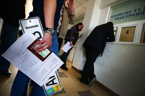 В Крыму владельцев украинских водительских удостоверений начнут штрафовать