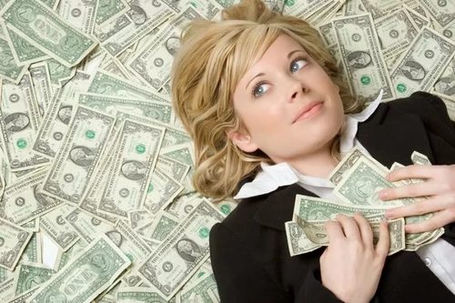 Какая сумма денег, необходима человеку для счастья, выяснили психологи