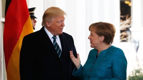 Холодная встреча сложных партнеров - британские СМИ о Меркель и Трампе