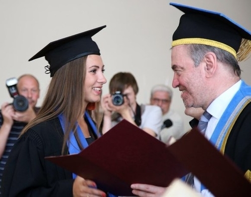 Украинцы не верят, что высшее образование поможет найти хорошую работу
