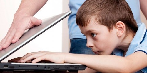 В России хотят запретить детям до 14 лет пользоваться соцсетями