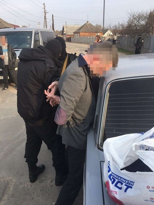 На Харьковщине задержали чиновника ГФС, который ежемесячно вымогал "дань" 