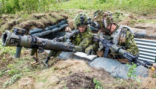 Канада и Украина завершают переговоры о поставках оружия