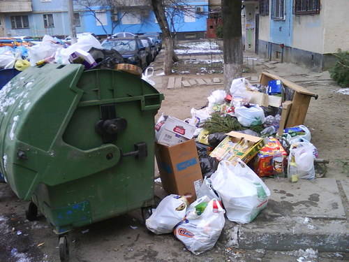 В Харькове повысят тариф на вывоз мусора