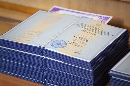 Несколько стран перестали признавать украинские медицинские дипломы