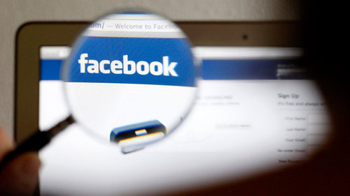 Facebook оштрафовали на €150 000 за шпионаж