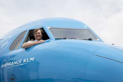 Король Нидерландов тайно работает пилотом пассажирского самолета