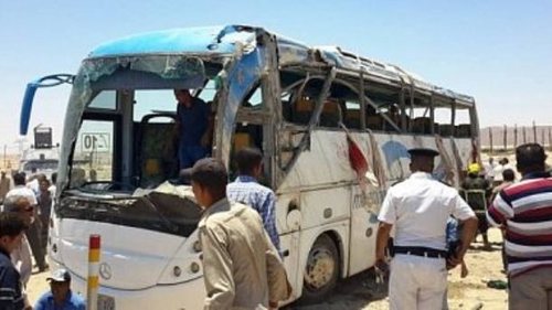 В Египте боевики расстреляли автобус с христианами, 24 убиты