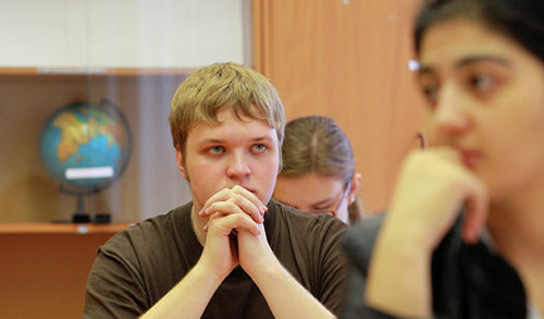 Порошенко разрешил крымским выпускникам поступать в украинские вузы