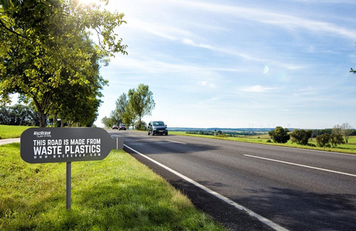 В Британии строят дороги из пластикового мусора