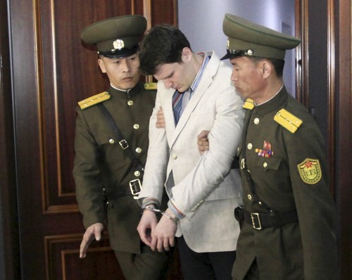 Зачем Северная Корея посадила и освободила американского студента