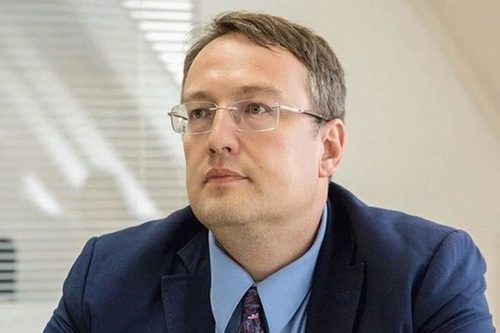 Геращенко подал в суд на Добкина