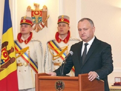 Армия Молдовы не хочет присягать президенту Додону