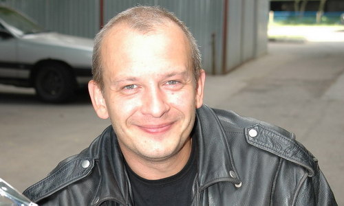 Скорая не приехала...по дороге в больницу скончался актер Дмитрий Марьянов