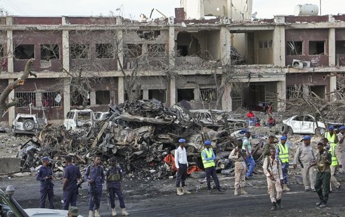В результате взрыва в столице Сомали погибли 276 человек