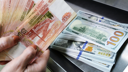 Курс доллара — на поддержку рубля в ноябре бросаются последние резервы