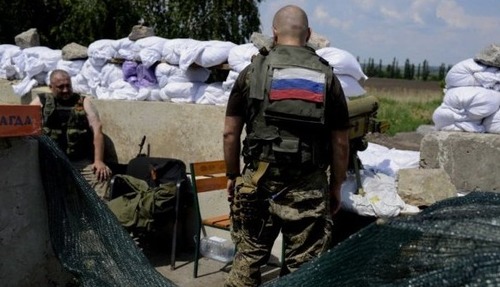 За последнюю неделю Россия перебросила на оккупированный Донбасс более 200 офицеров ВС РФ
