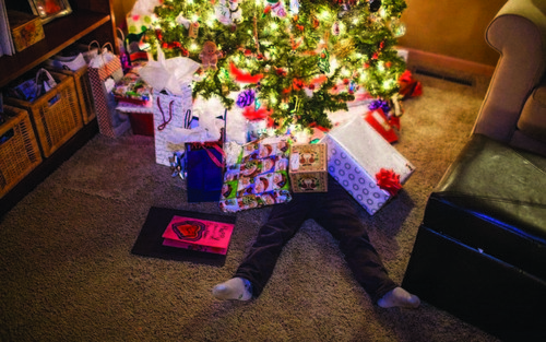 Как не избаловать детей подарками