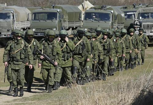 Зачем Россия стянула войска к границам Украины: три версии