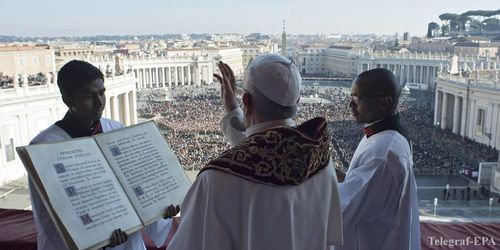 Папа Римский Франциск в рождественском послании попросил мира для Украины
