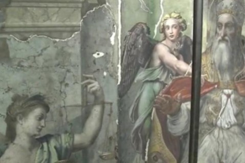 В Ватикане во время уборки музея нашли картины Рафаэля